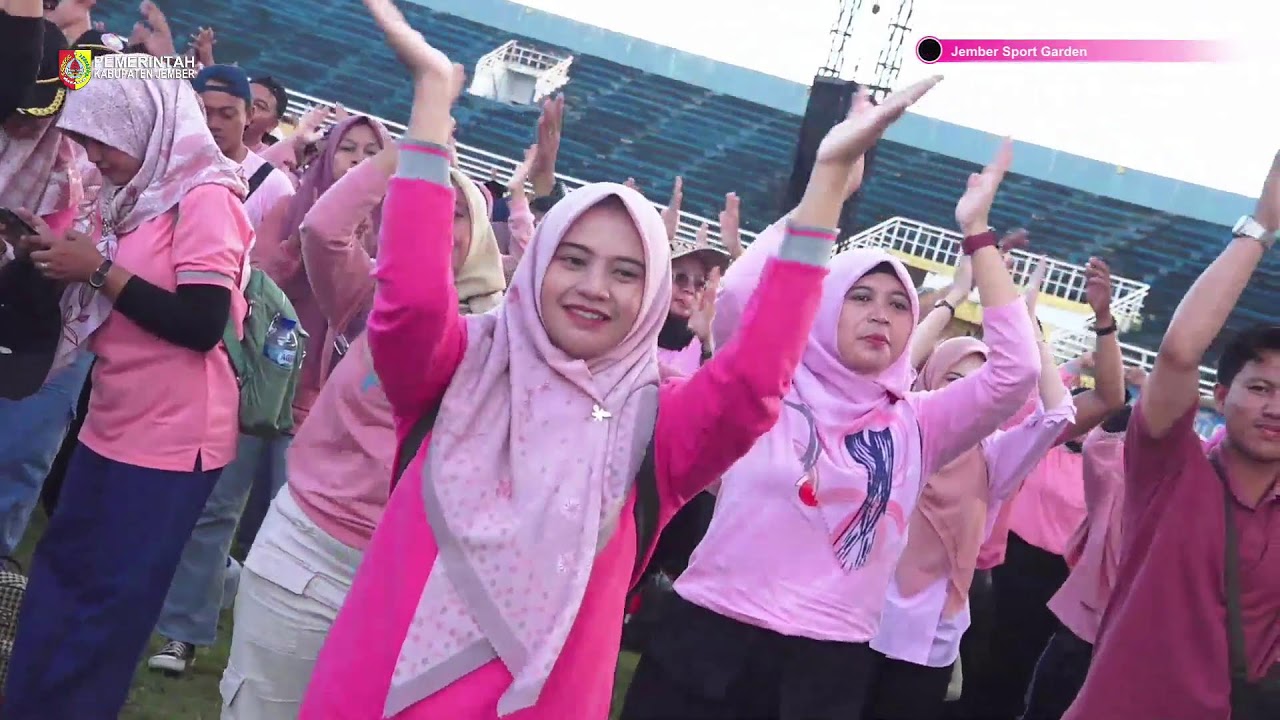 Penyerahan Surat Keputusan PPPK Paruh Waktu Kabupaten Jember