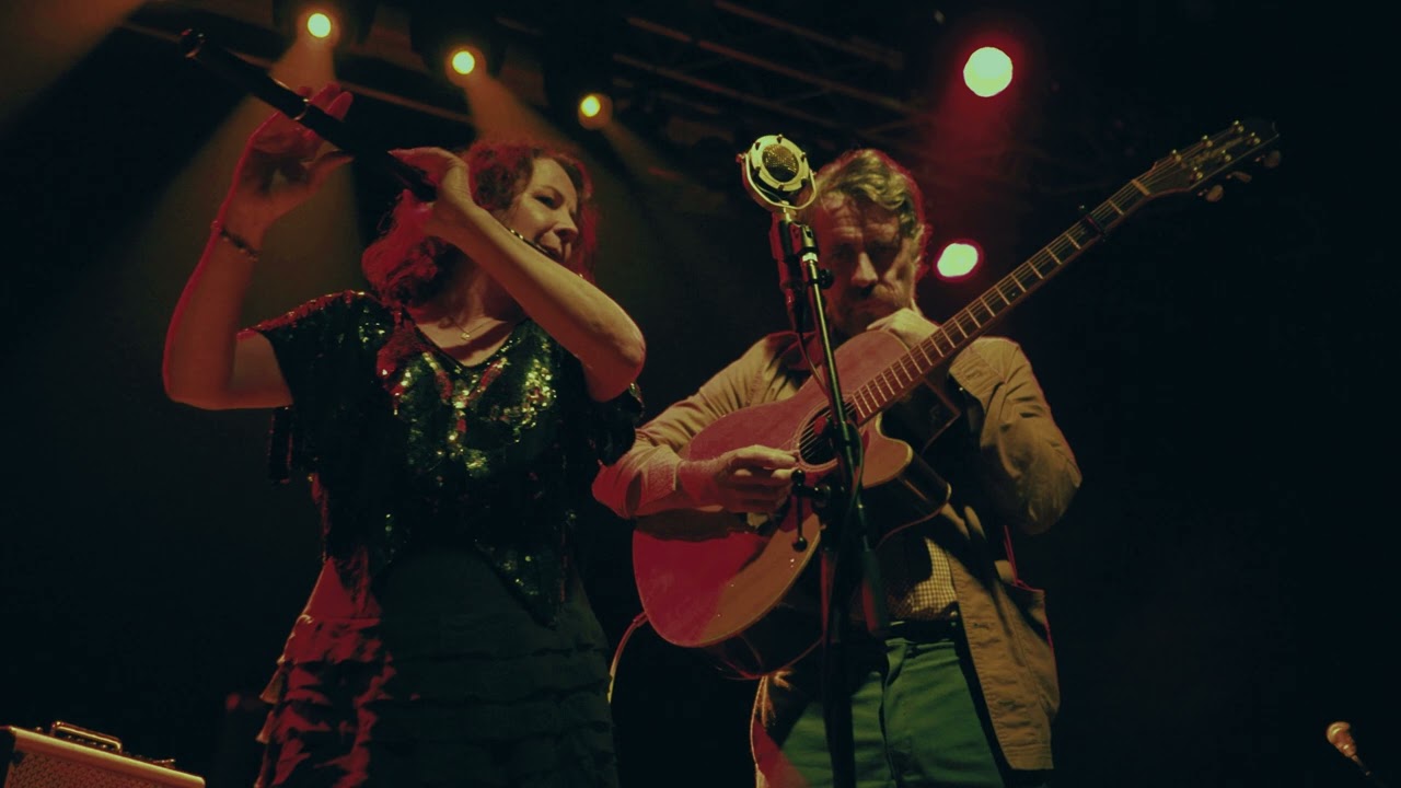 Nuala Kennedy & Eamon O' Leary - Live at QMU