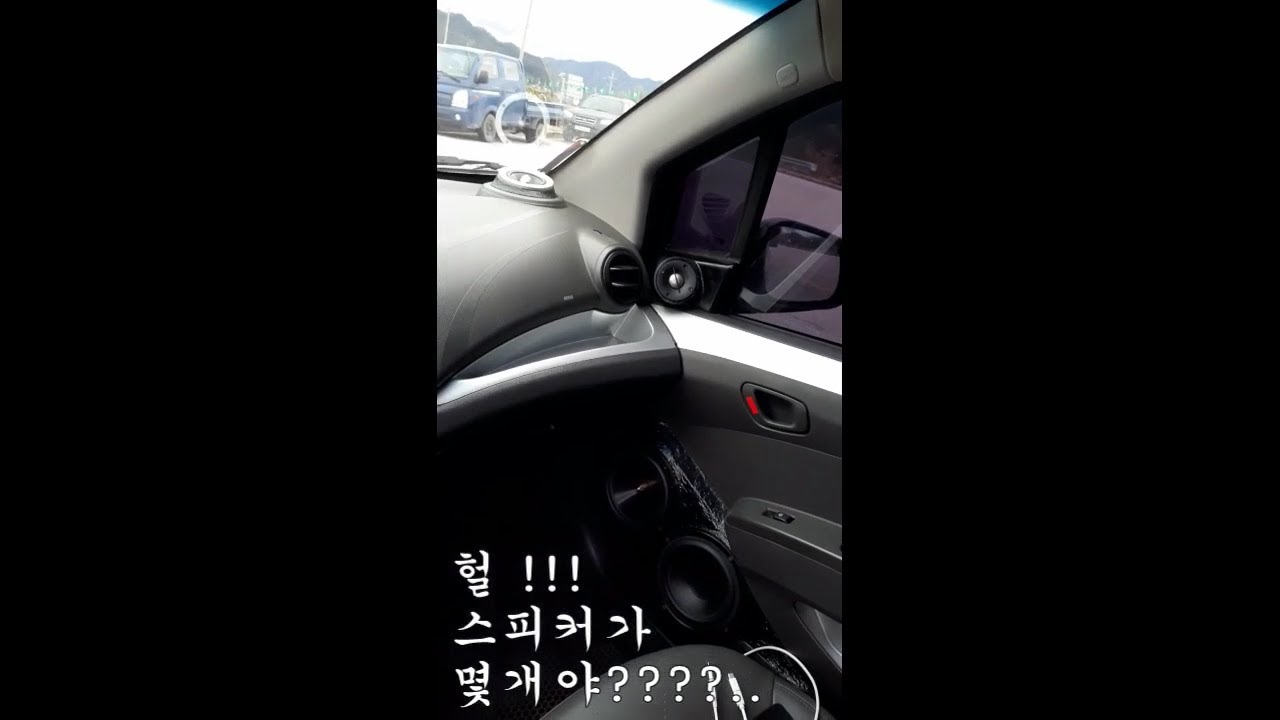 스파크 카오디오  스피커 장착 된 모습     ( 3 way 4 speakers  + 3 way 3 speakers  )