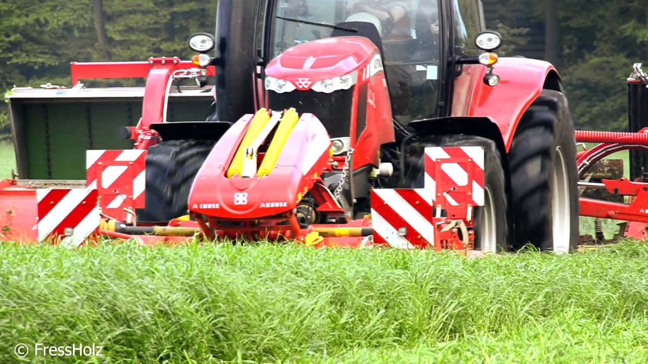 LU Schwanke mäht Gras II MF und Pöttinger im Einsatz