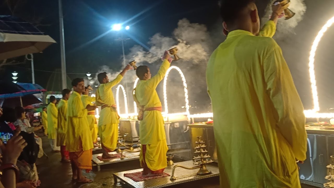 Full GANGA AARTI  KOLKATA | কলকাতায় গঙ্গা আরতি | Holy River Ganges Hindu Worship #ganga #gangaaarti