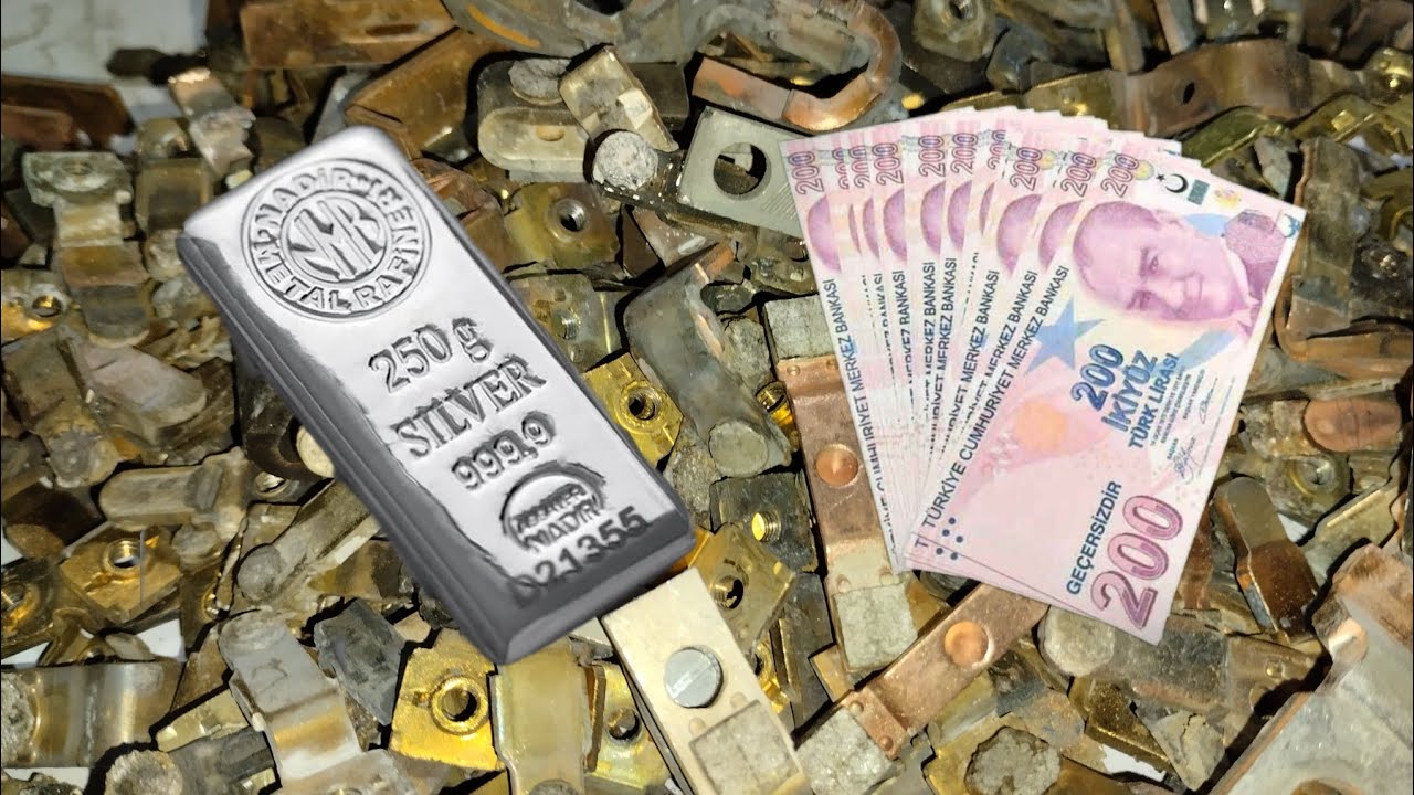 kontaktör ve şartel parçaladik #ekgelir #hurda #scrap #gümüş #silver #copper #bakır #kontakt