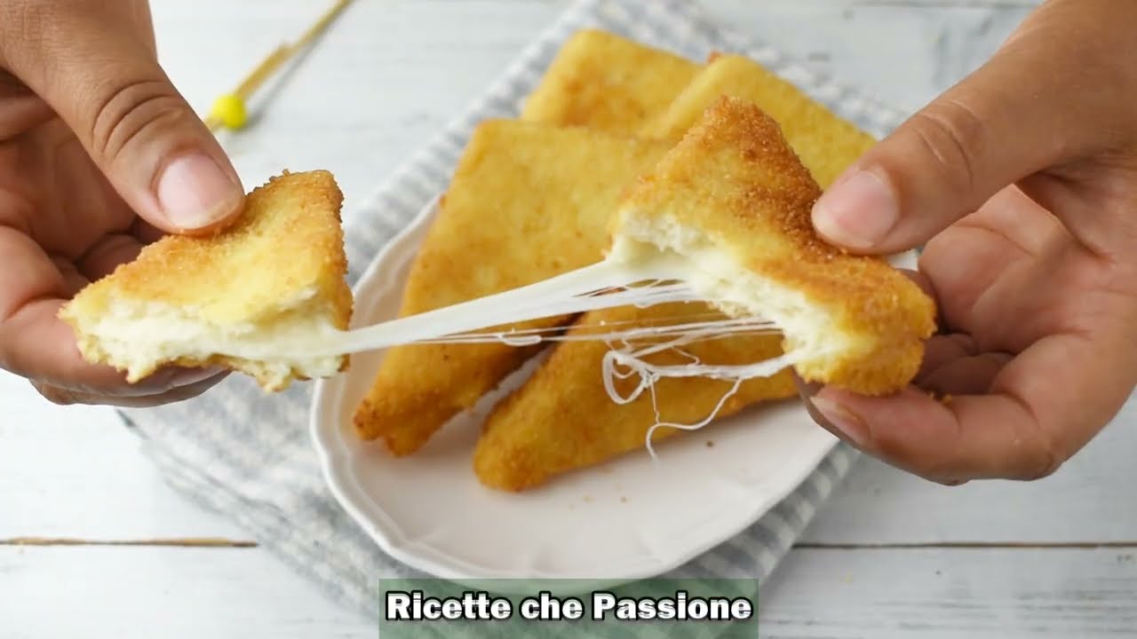 Pazzesca la mozzarella in carrozza classica o piccante davvero sfiziosa - Ricette che Passione