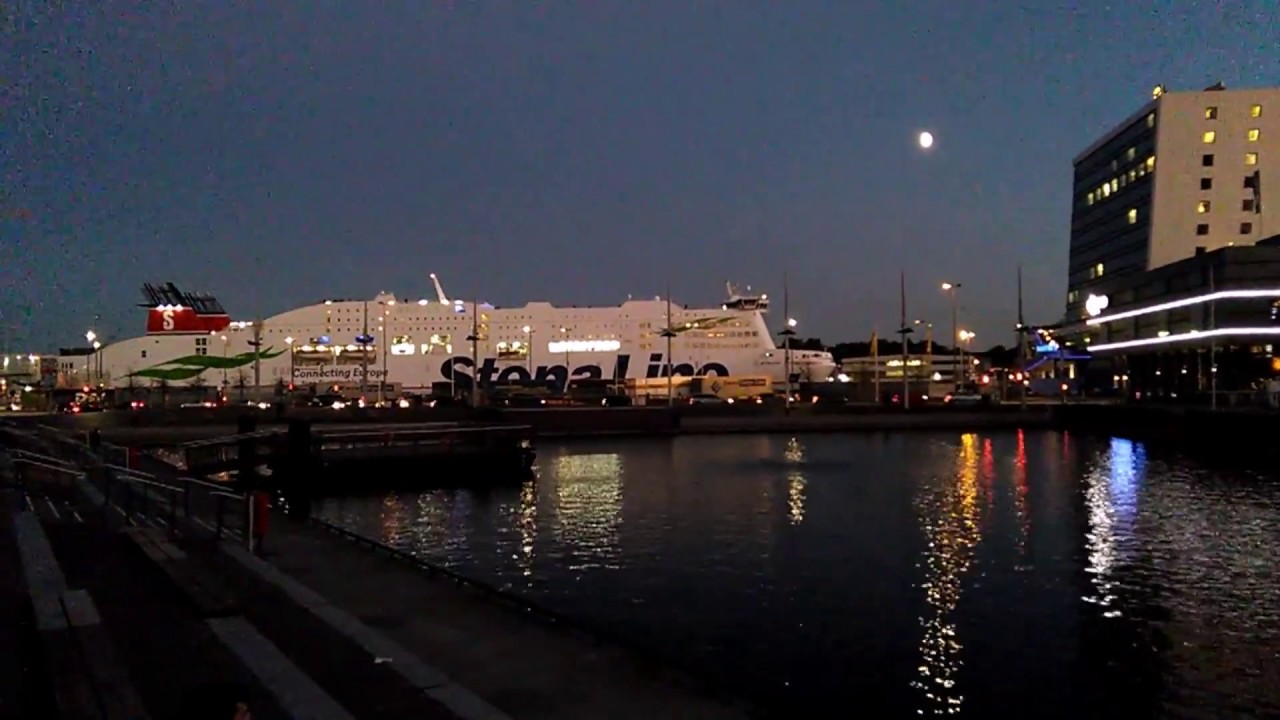 Германия, Киль. Паром компании Stena Line отправляется в путешествие