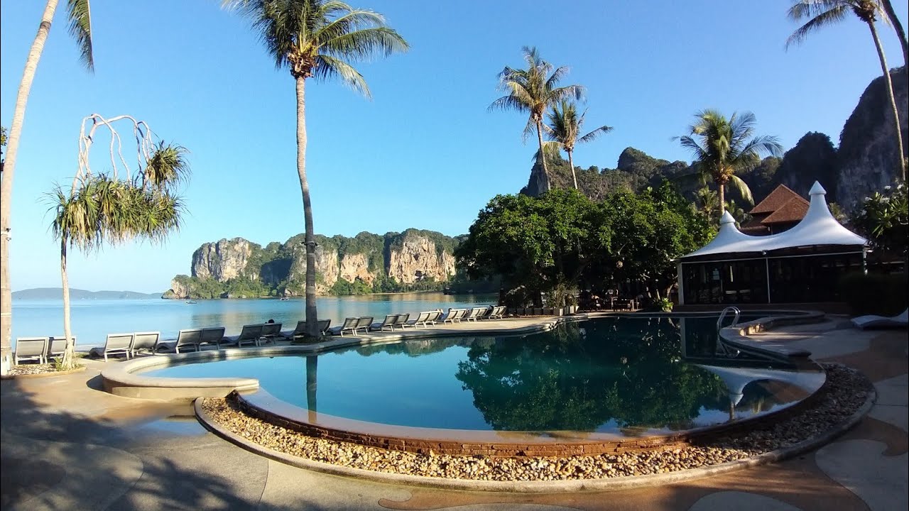 Railay Bay Resort & Spa  review / Monkey / Krabi / Railay beach / Thailand 2022