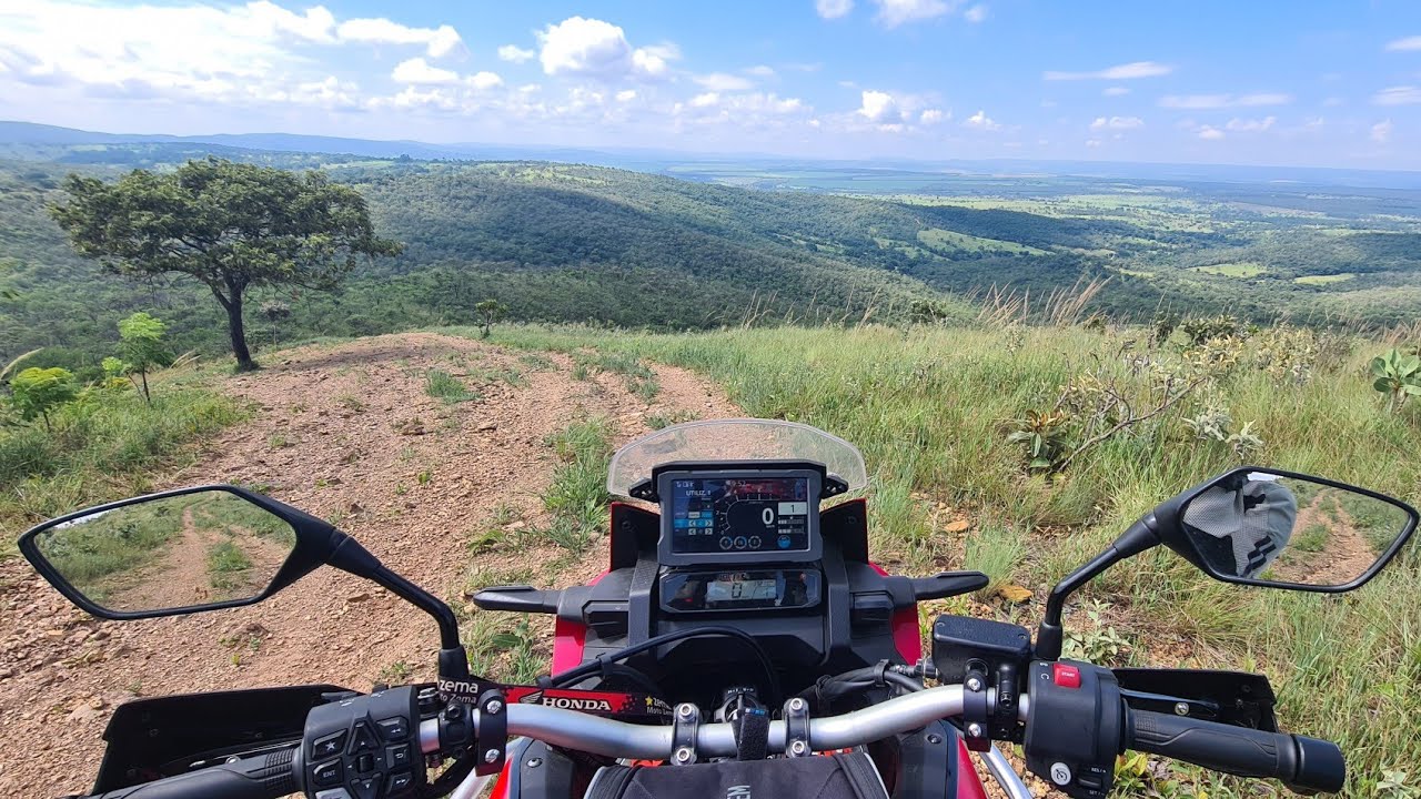 Africa Twin 1100 na Trilha do Queijo - Paracatu - off road - giro de sábado