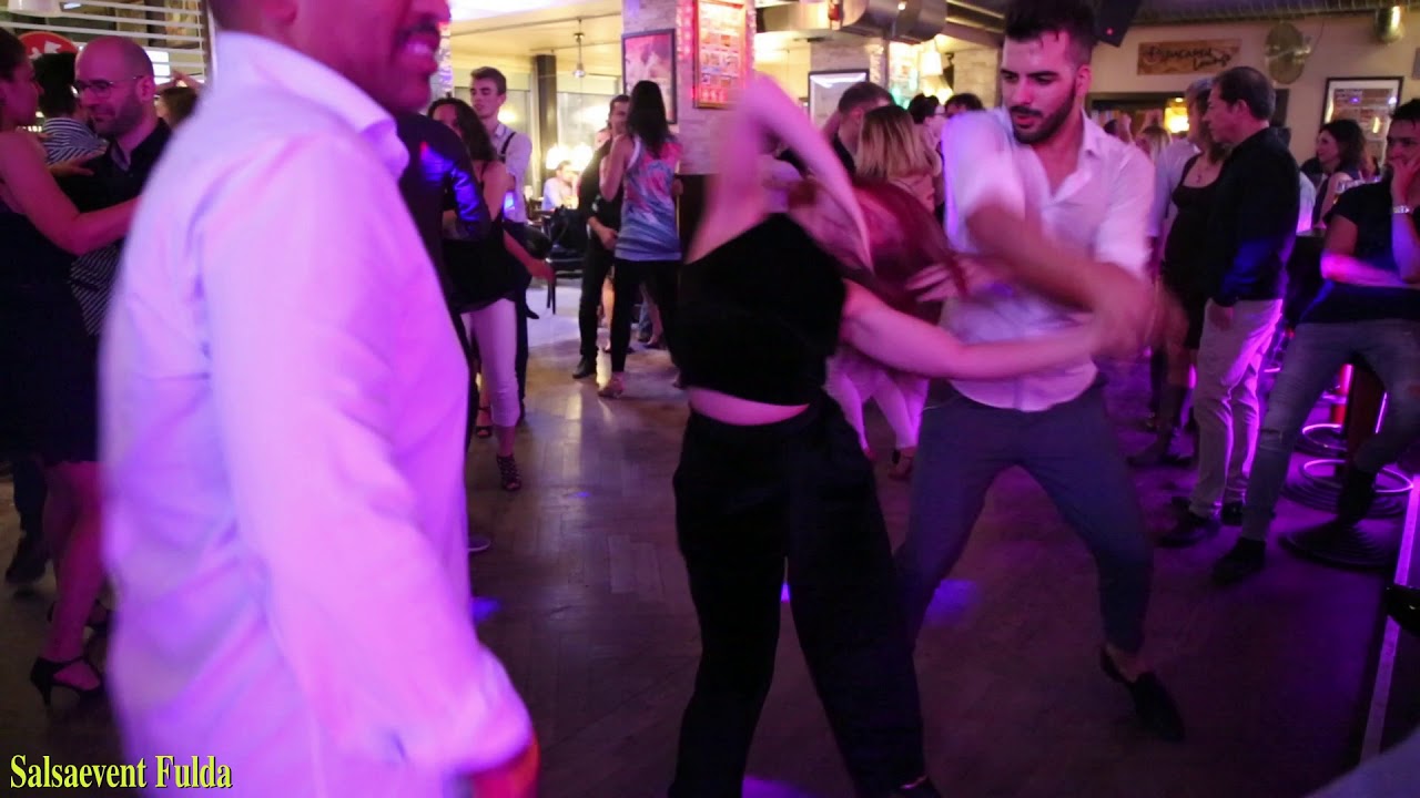Victor & Cristina - Socialdance Bachata @ Fulda Salsaevent 2017