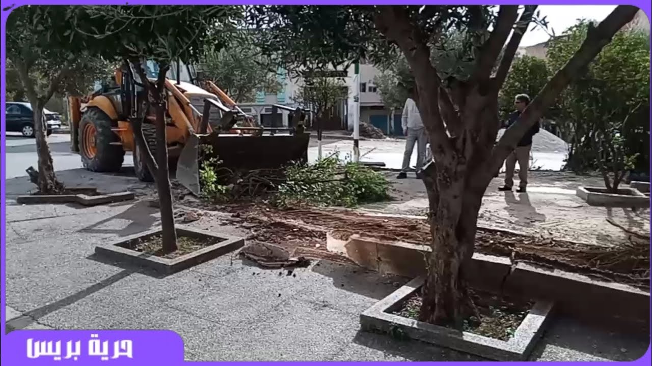 لحظة هدم الحدائق العشوائية بحي واد فاس و الحملة لازالت مستمرة