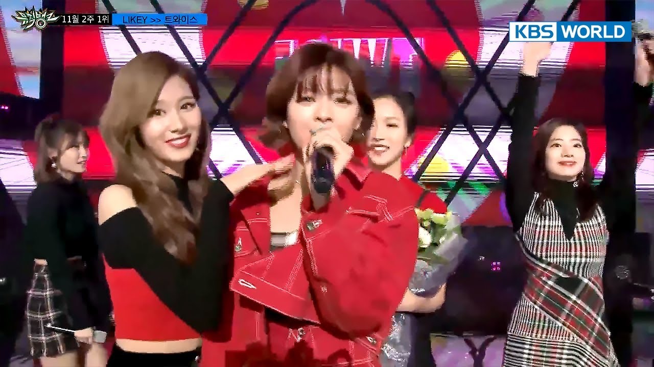 Behind the Scenes of TWICE's Top Song Ceremony [Music Bank/2017.11.10]