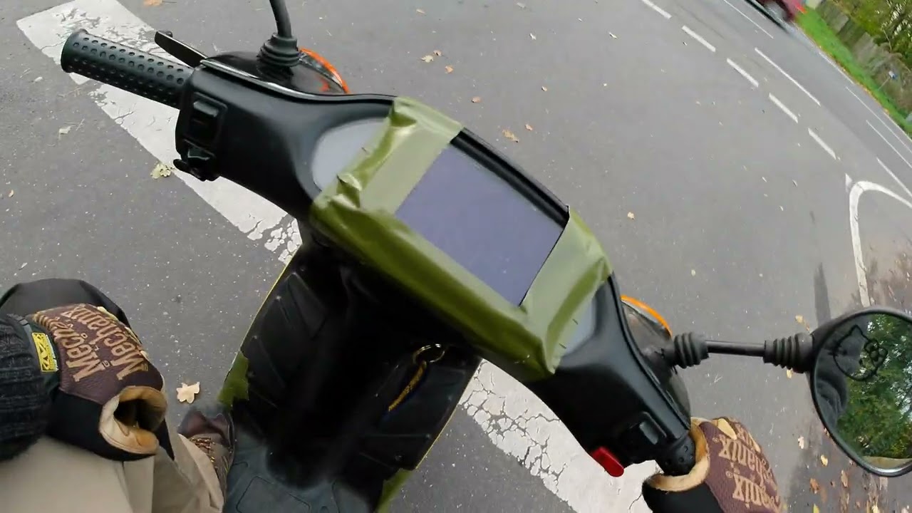 1997' Piaggio TPH 125 - im Test gegen das Raketenfahrrad 9000 | 4K | POV