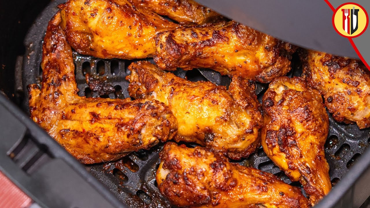 Spicy chicken wings in the air fryer