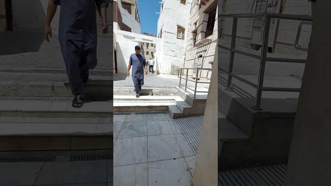 ٢جدة التاريخية أقدم مسجد في جدة(الشافعي )