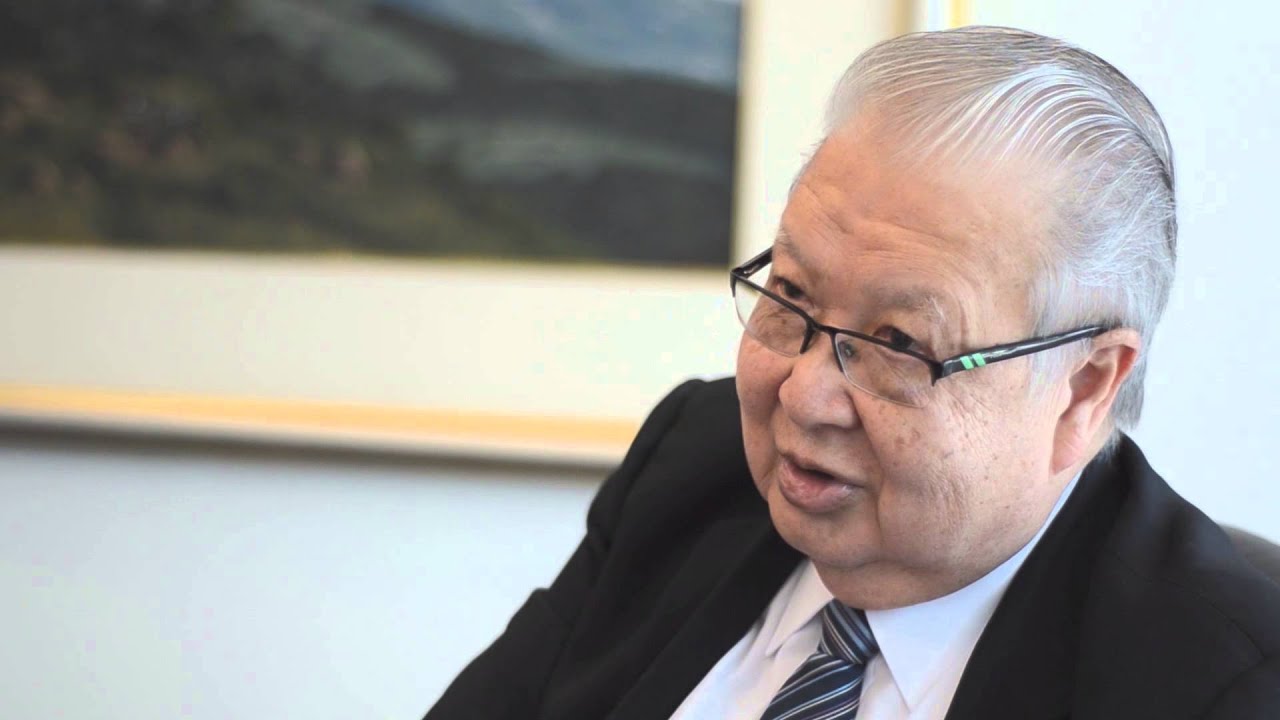 C.P. Benito Yamazaki Endo, Ex Alumno Distinguido 2014  | EBC Ex Alumnos*