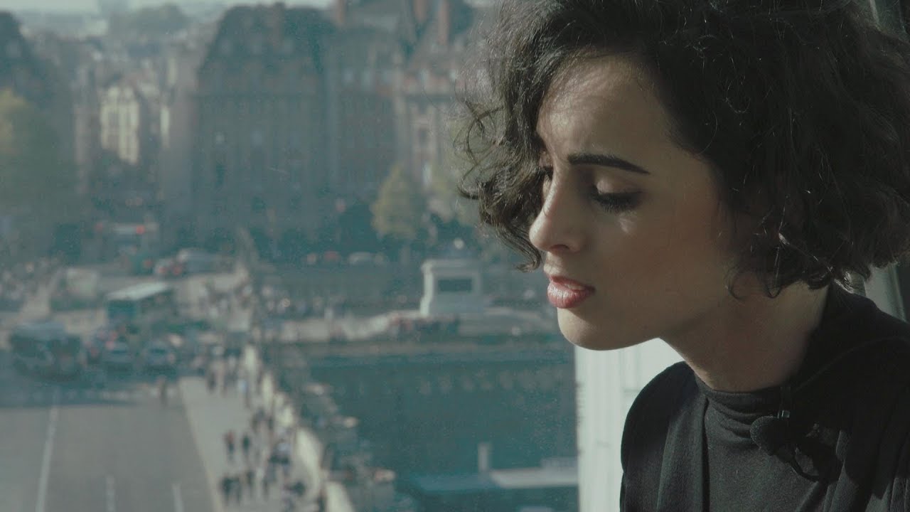Barbara Pravi - Pas Grandir