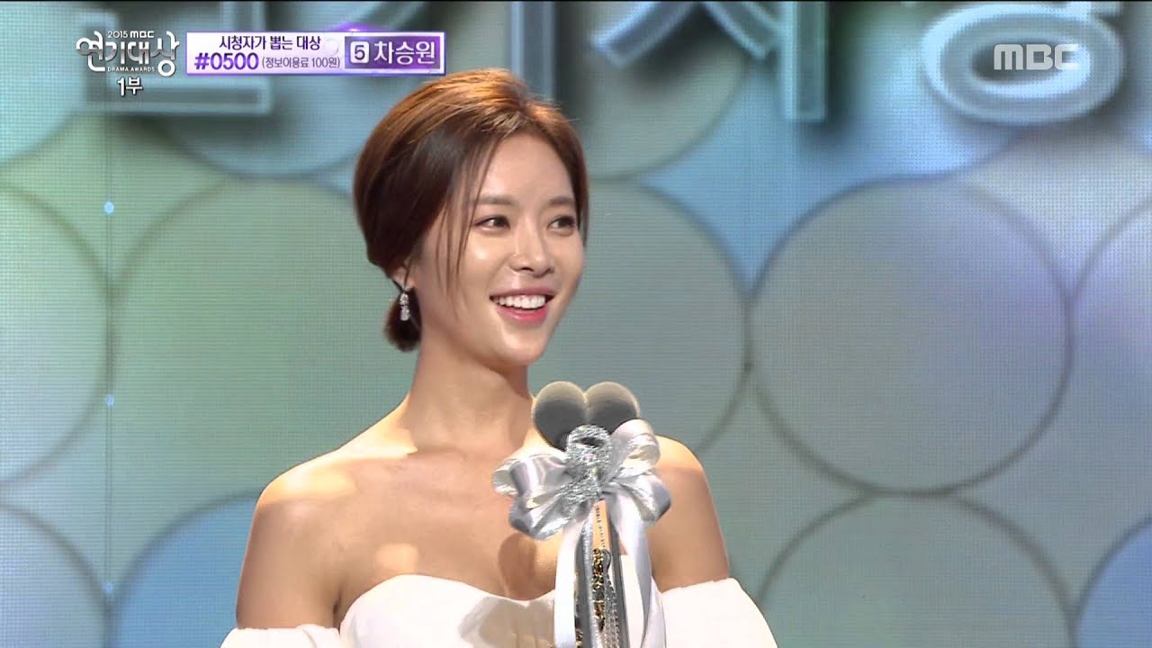 [2015 MBC Drama Acting Awards] Hwang Jung-eum,get The actress-of-the-Year award 20151230
