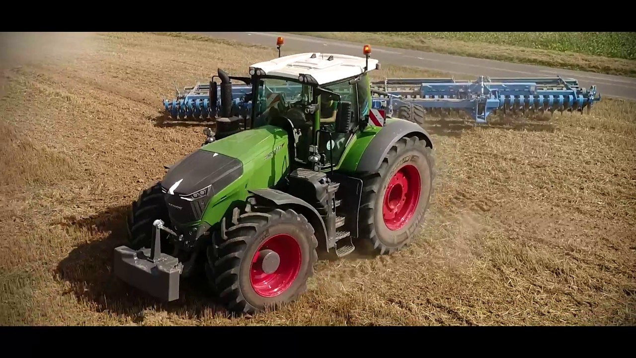 Fendt 1042 et Lemken Gigant 10 au d&eacute;chaumage en Normandie !