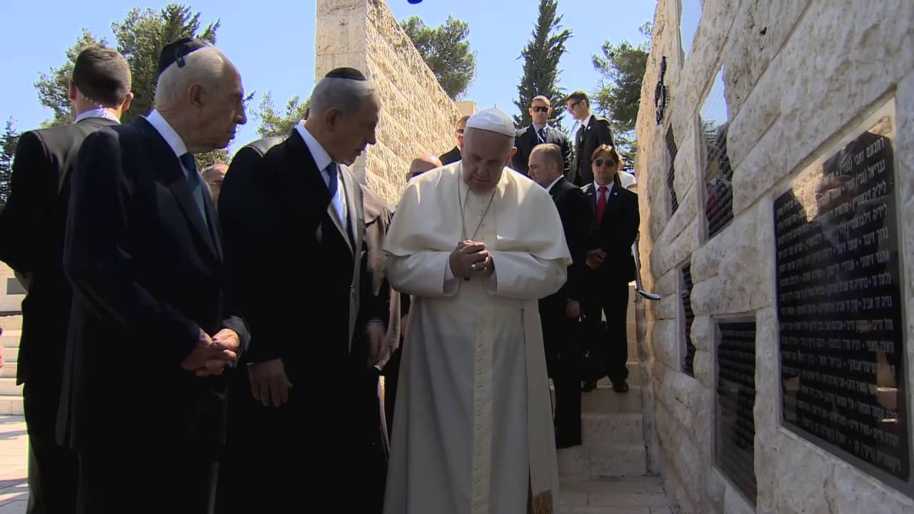 PM Netanyahu and Pope Francis Visit Memorial for Victims of Terrorism