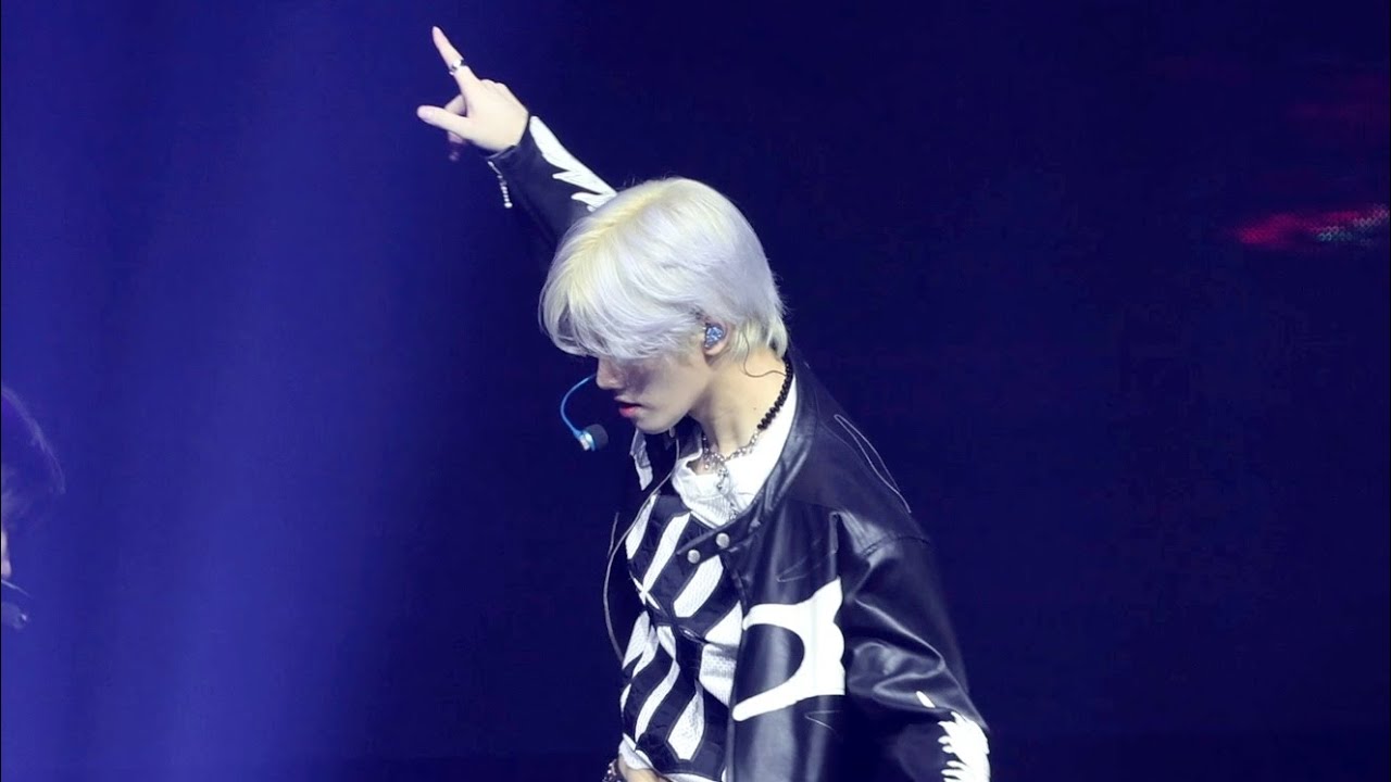 [4K] 크래비티 민희  Jopping 직캠 CRAVITY MINHEE 쟈핑 FanCam 240928 CRAVITY FANCON BEYOND YOUR MEMORIES