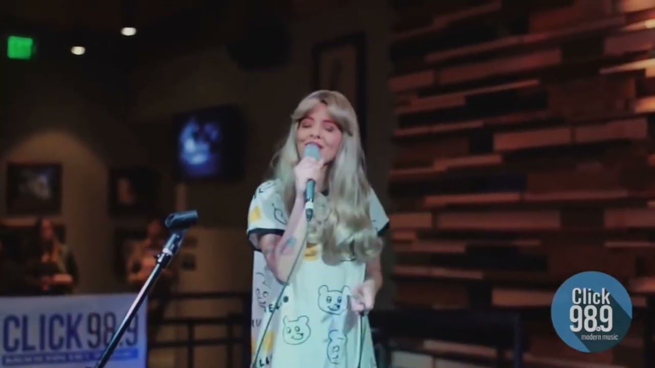 Rare Melanie vid |not mine| #MELANIEMARTINEZ