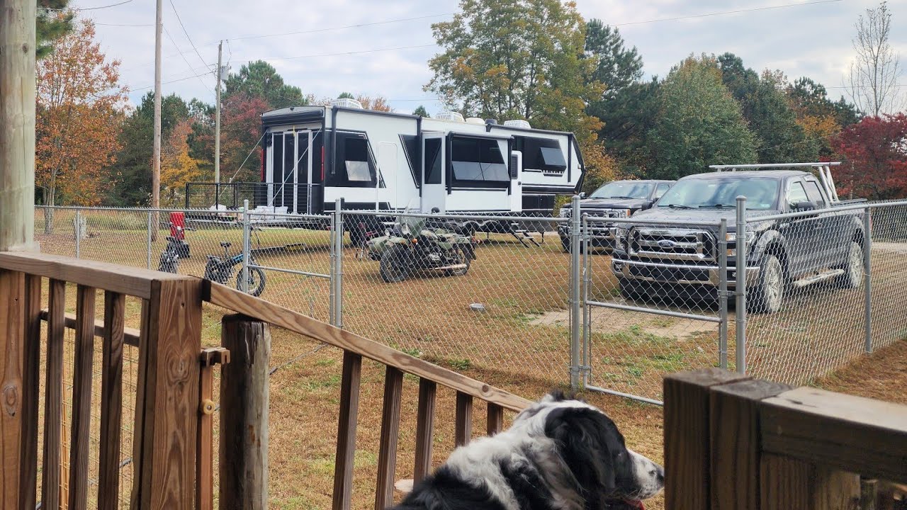 Visiting a flea market, a farmers' market, and Desoto Falls while mooch docking in Northeast Alabama