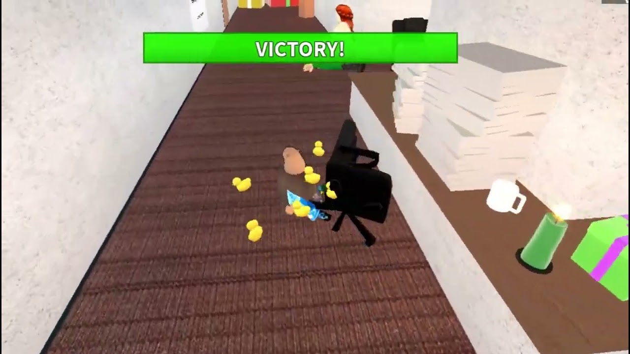 Play mm2 with me !!!! (took me along time to edit)
