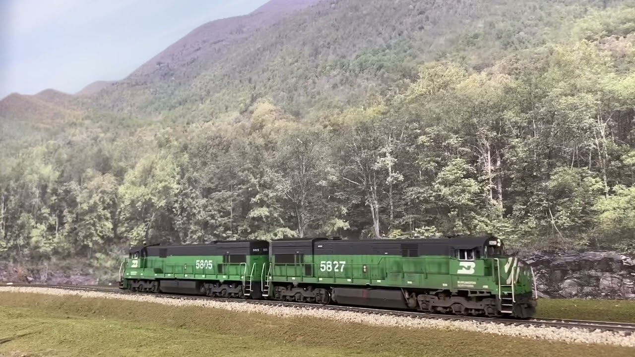 Custom Atlas BN U30C&rsquo;s w/ LokSound, Beacons & Weathering