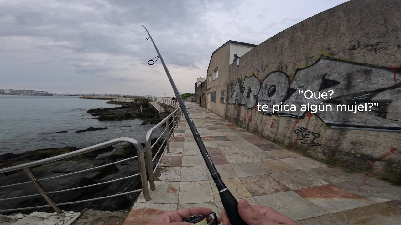 UN PASEO CON CAÑA EN MANO EN A CORUÑA