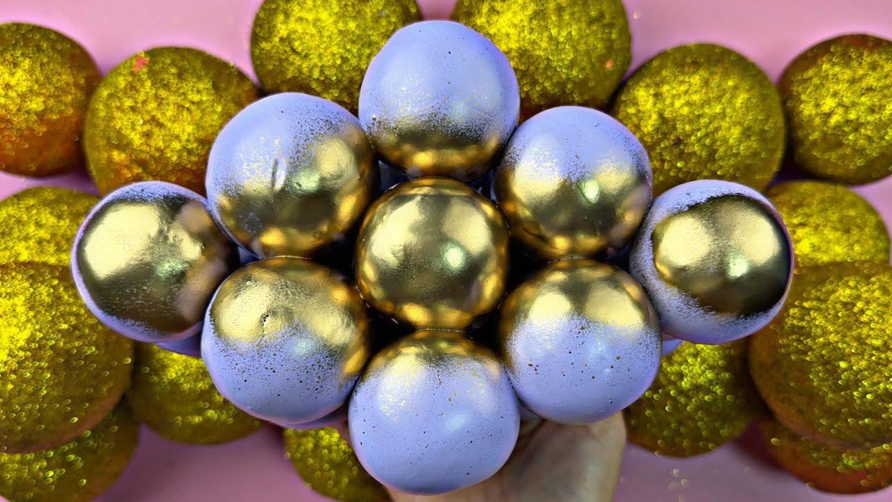 Cracking light plasticine | ASMR video