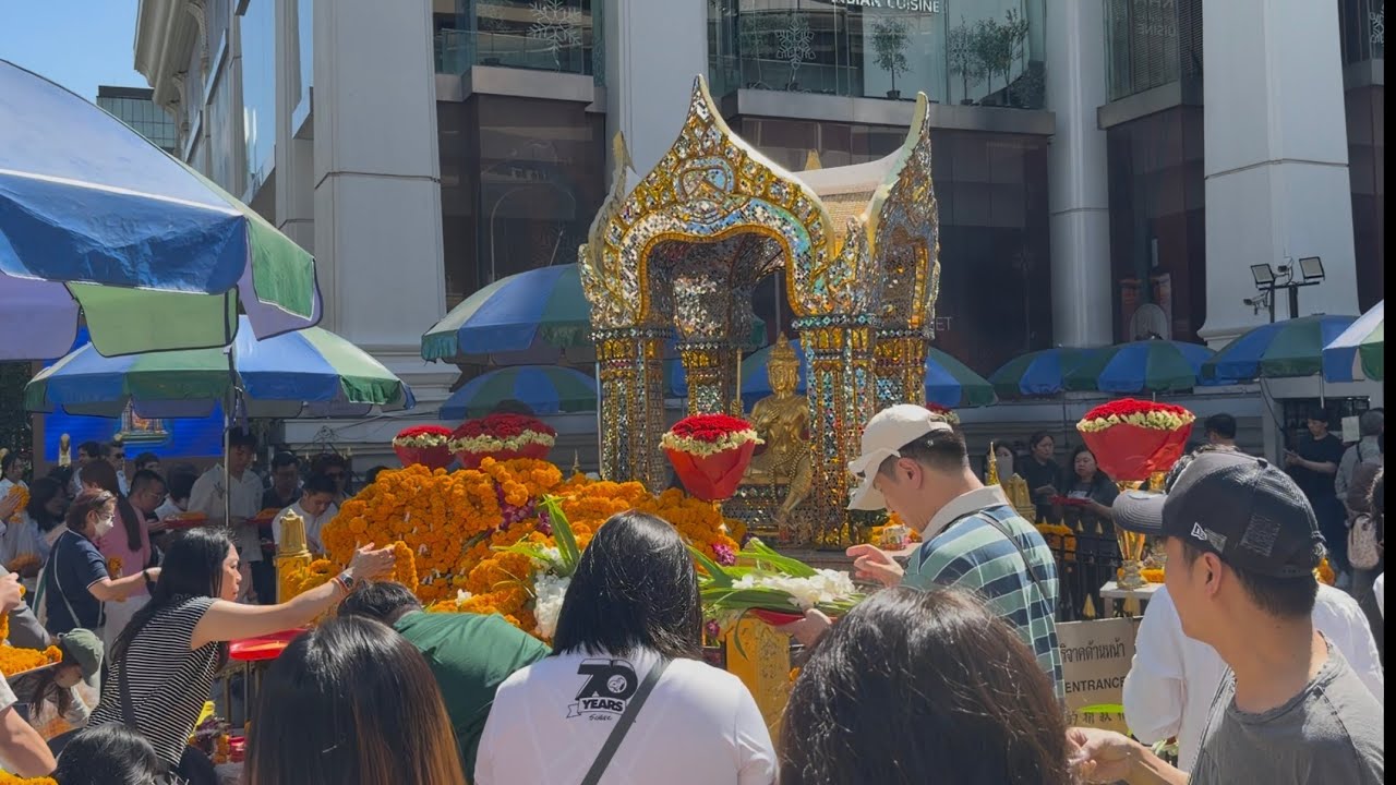 泰國曼谷攻略 | LV展覽館 | 四面佛如何拜 | 市集賣癲癇茶? | Central world | 象神 | 白金購物中心 | EBU依步