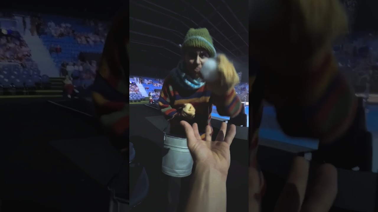 He Nails The Perfect Snowball Throw! (@johannyvelasquez)