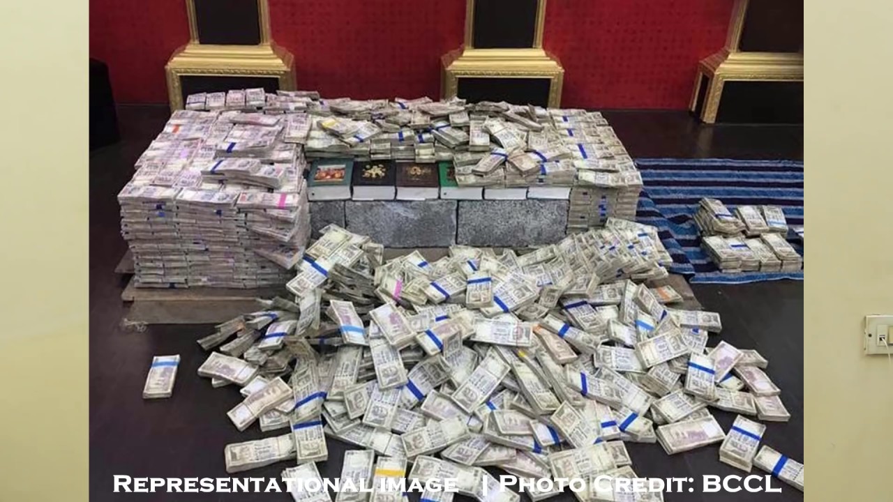 Demonetized 500 Rupees & 1000 Rs Old Notes Worth 25 Crore