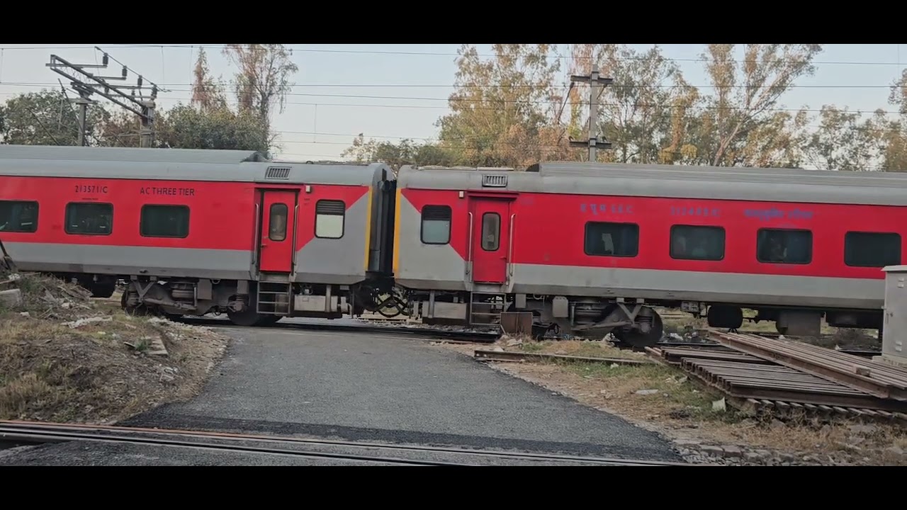 Train ki yetra ! #Gaule Keta #train india
