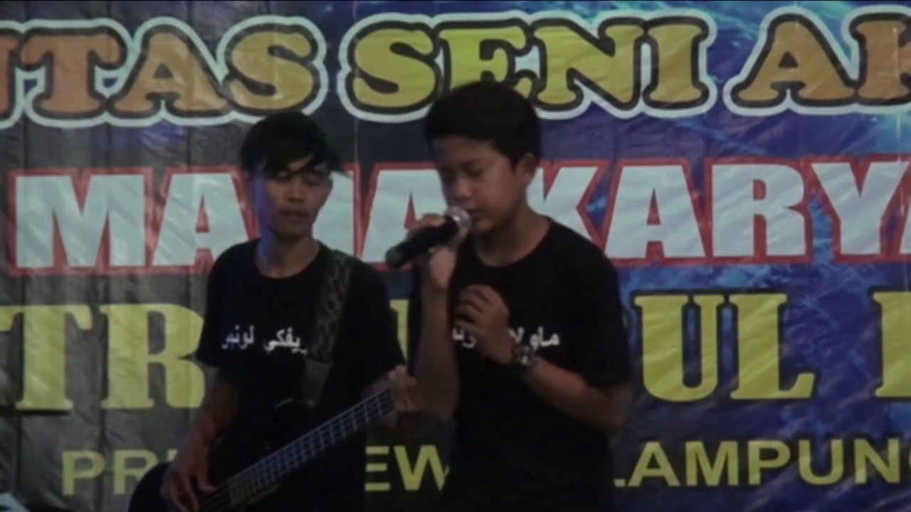 Laoneis Manggung lagu AYAH