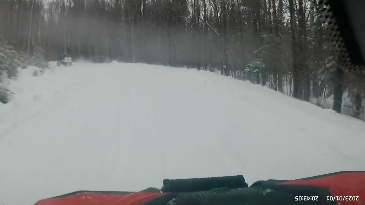 J'essaye de suivre mon ami Pascal y vas vite le petit maususse😂