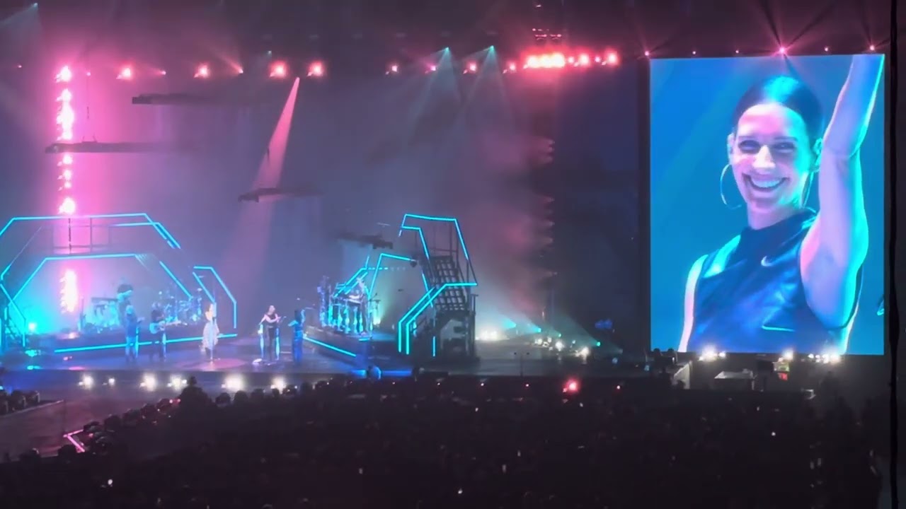 Dua Lipa Live in Singapore 2024(Part 3 of 7)