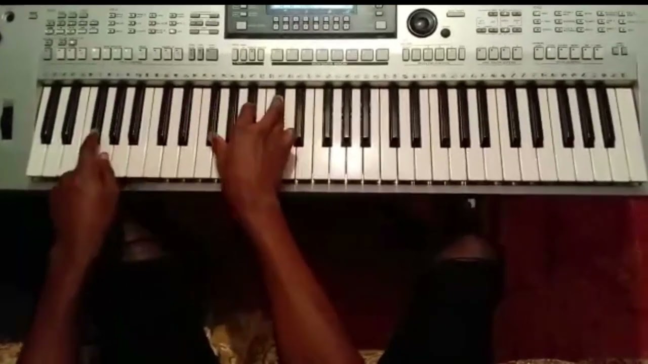 Lesson For a Beginner Full on the Key of F Sharp - Play Like A pro from zero