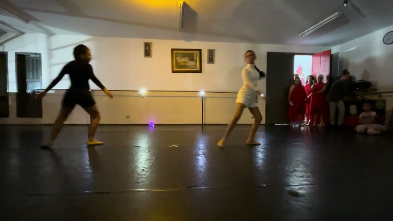 Coreografia: DUALIDADE / Coreógrafas: VITÓRIA LIE e MARIANA MEI