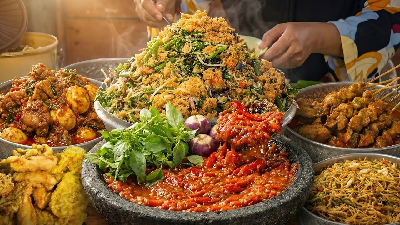 NGERI!! BELUM BUKA SUDAH DIKEPUNG MASA!! JUALAN CUMA SEJAM LUDES, NASI URAP PALING BRUTAL