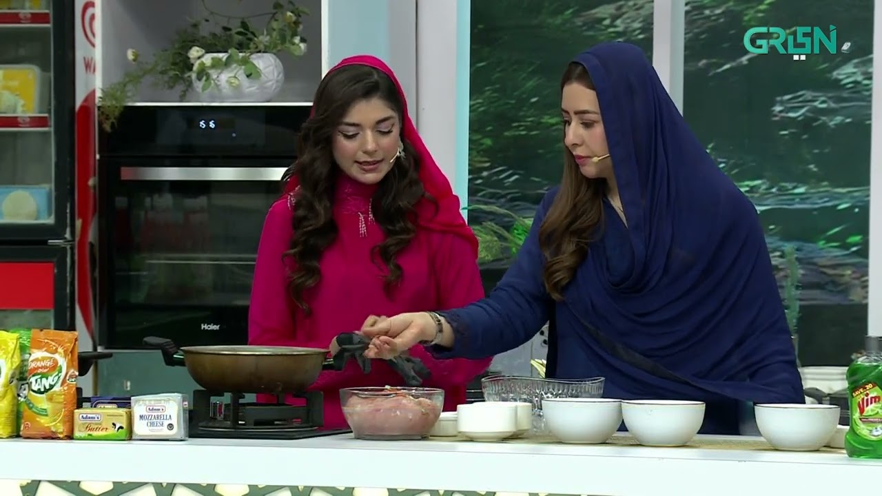 Mehfil e Lazzat | Cheesy Chicken Peri Bites | Mahnoor Malik | Mehfil e Ramzan Day - 17