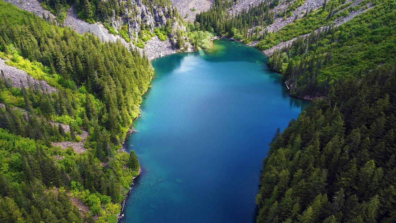 Hiking to a beautiful Lake in the wilderness of British Columbia