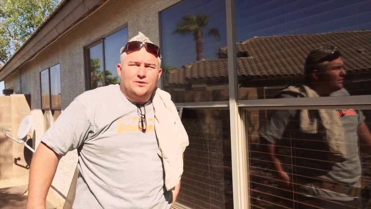 How to Razor Blade a Window