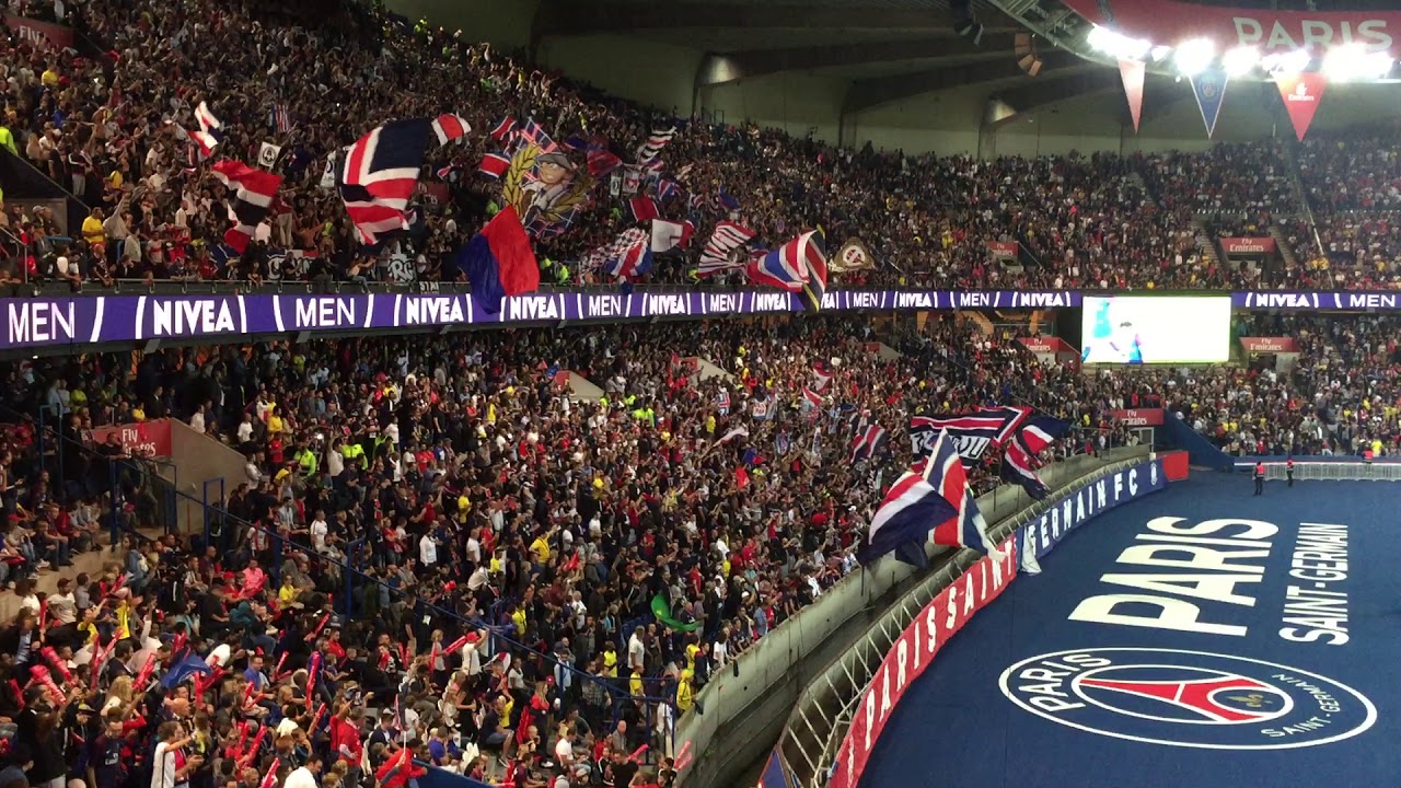Parc des Princes atmosphere
