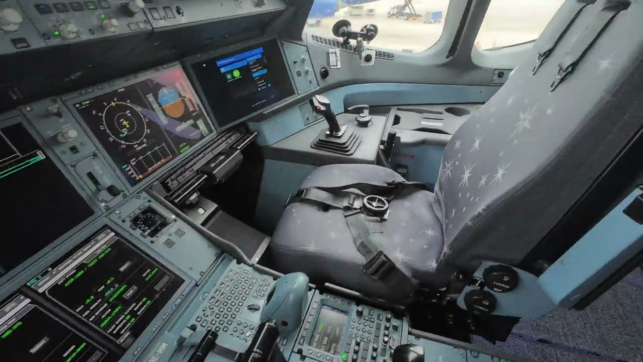 Airbus A350, Looking for a lost phone and working the problems