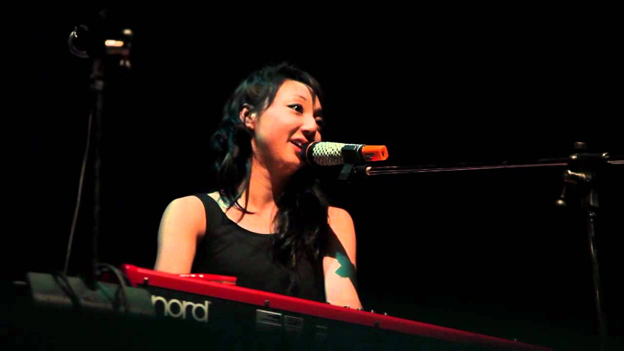 Clara C - Rocketeer (Live @ Bentley Auditorium, KL, Malaysia 29/11/2011)
