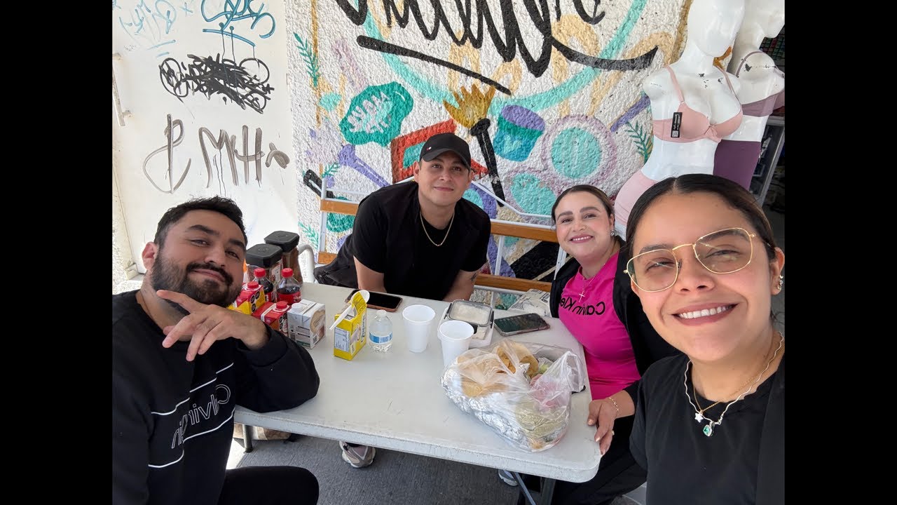 Recibiendo a los invitados para el gran evento