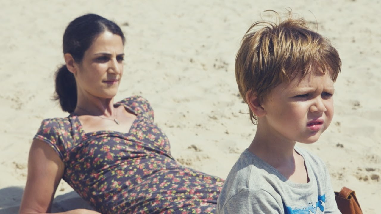 the Kindergarten Teacher (2014) 吾愛吾詩 預告片