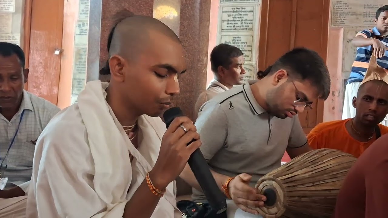 গৌরাঙ্গ বলিতে হবে পুলক শরীর 