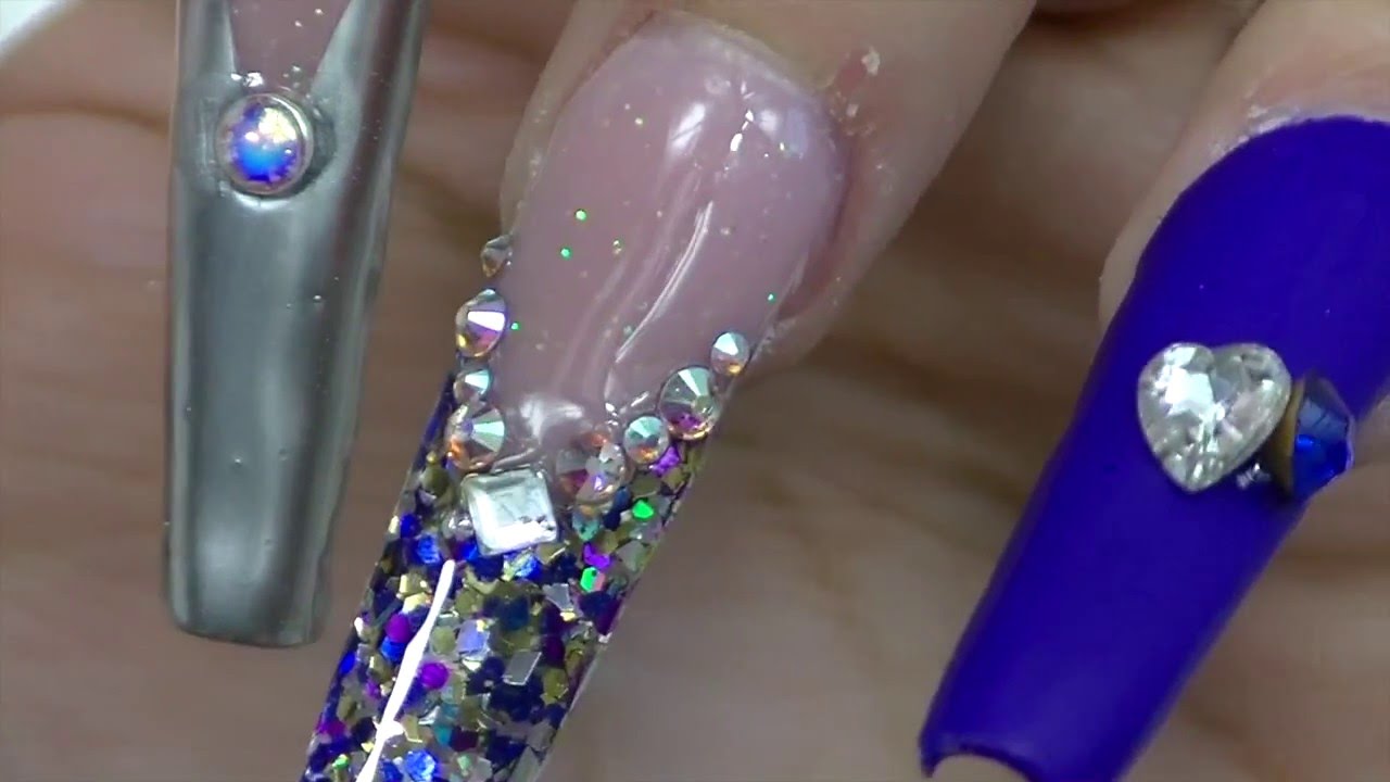 Uñas efecto cromo y matte / luliz nails