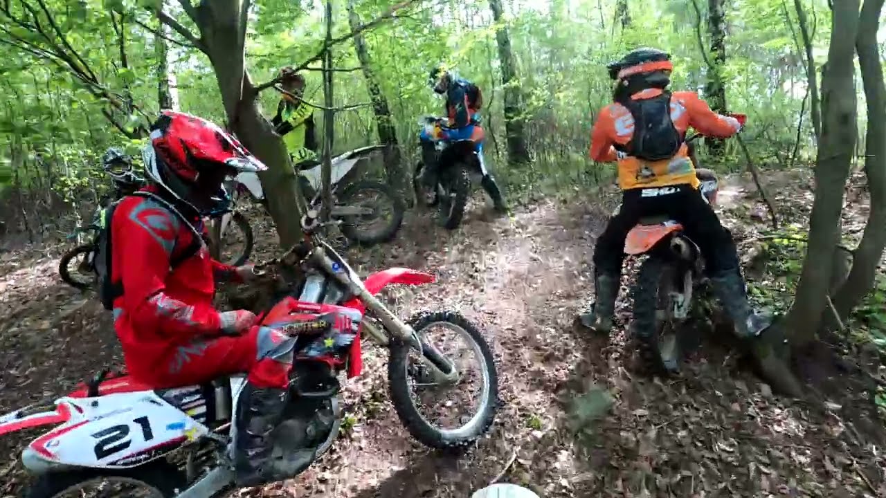 Gleby na podjazdach #enduro #adrenalina #endurolive #Enduro Oski