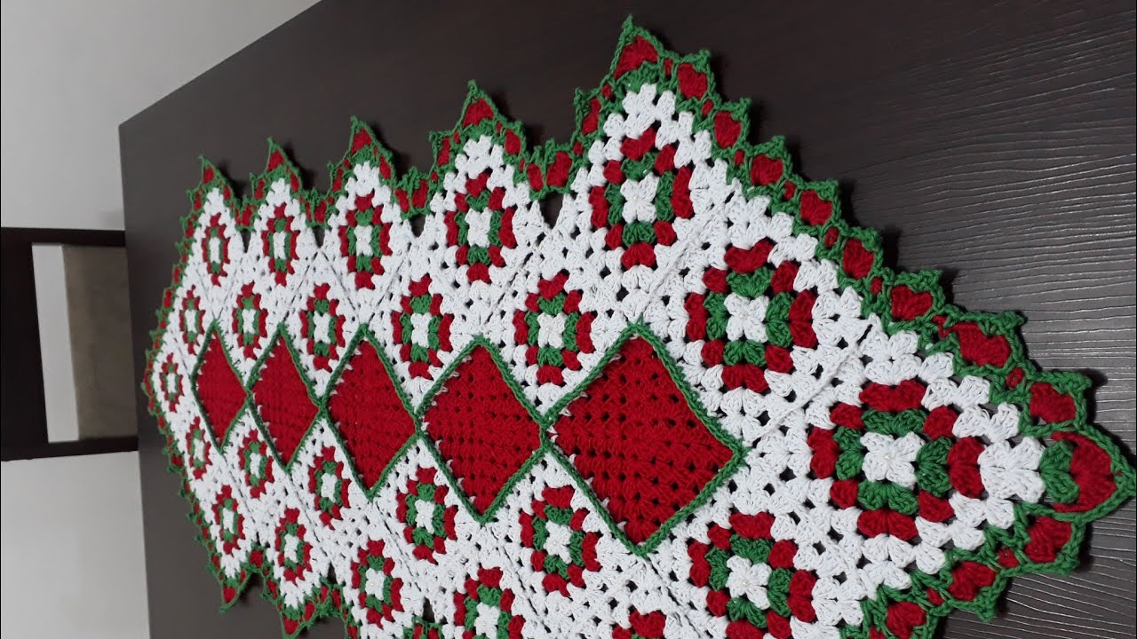 Caminho de mesa NATALINO 🌲,em crochê fácil - Elizabeth Silva